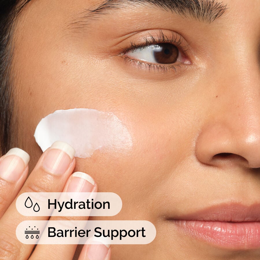 natural-moisturizing-factors-ha-e4 ord-natural-moisturizing-factors-ha-model-application-with-benefits.jpg